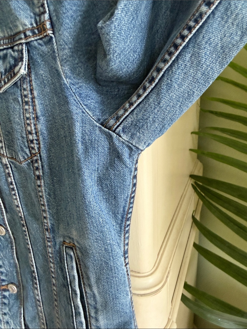 Banana Republic Medium Blue Denim Jacket for Women - Picture 5 of 11